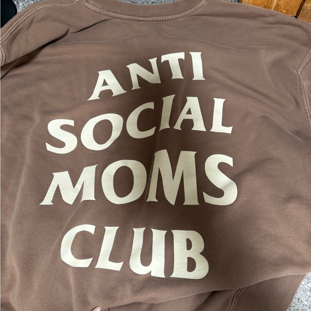 Brown 'Anti Social Moms Club' Sweatshirt